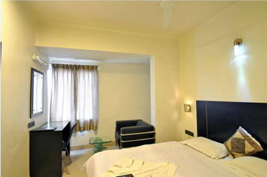 Hotel T.A.P. Gold Crest Bangalore Ruang foto