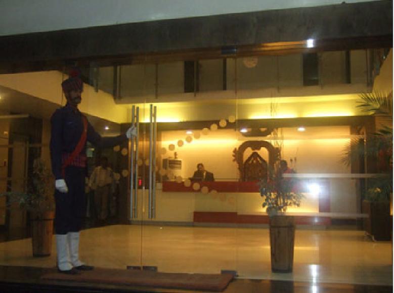 Hotel T.A.P. Gold Crest Bangalore Bagian luar foto