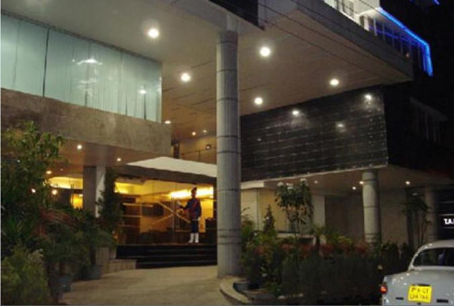Hotel T.A.P. Gold Crest Bangalore Bagian luar foto